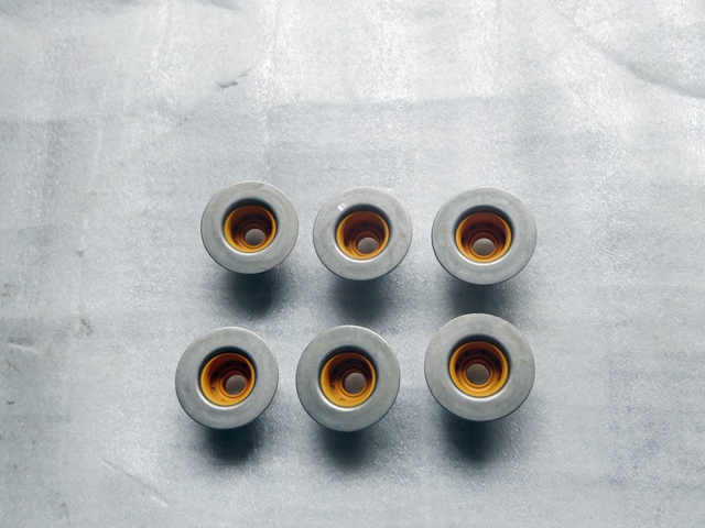 东风康明斯ISDE 气阀油封3955393-5.jpg