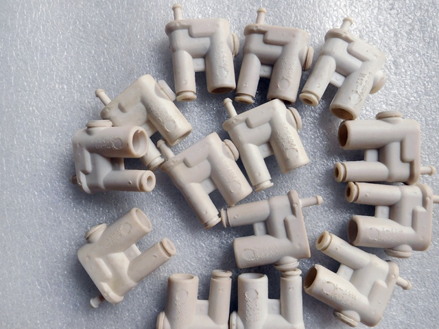 重庆康明斯NT855燃油输油管供油接头 3054260-3.jpg