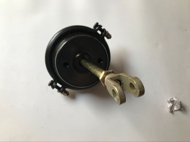 前制动气室天锦螺杆16粗 前分泵3519N15-010015-2.jpg