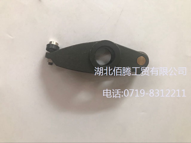 福田康明斯ISF2.8发动机摇臂5271539 5271540 5267688-1.jpg