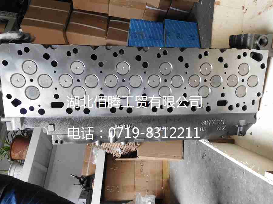 ISDE缸盖总成4936081