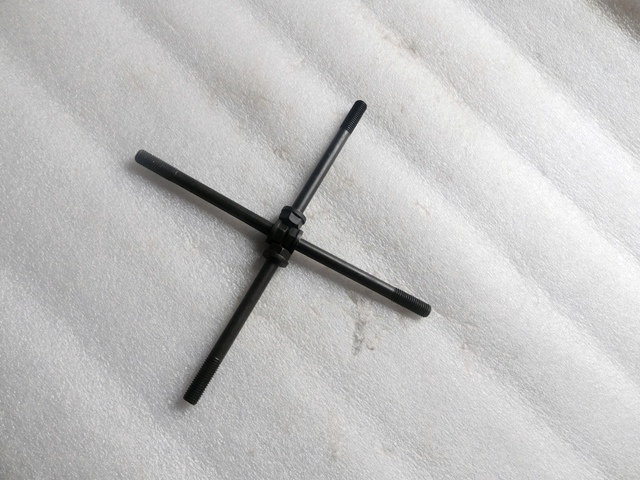 东风康明斯6BT缸盖长螺栓 3920780-7.jpg