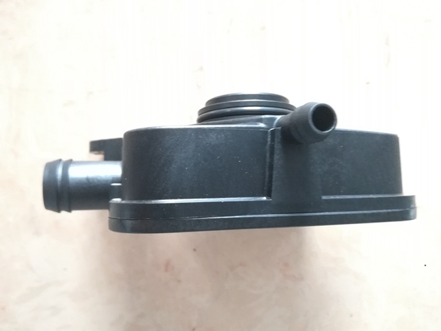 广康L9.3 QSB7发动机呼吸器5298061 (2).jpg