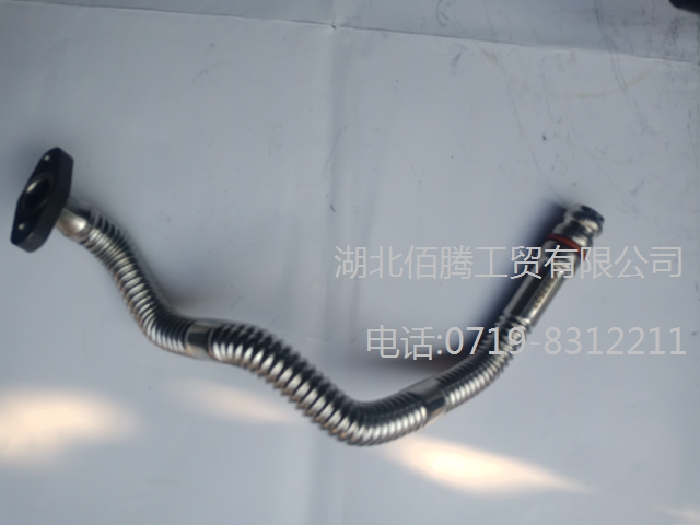 ISF3.8发动机增压器回油管5257527-4.jpg