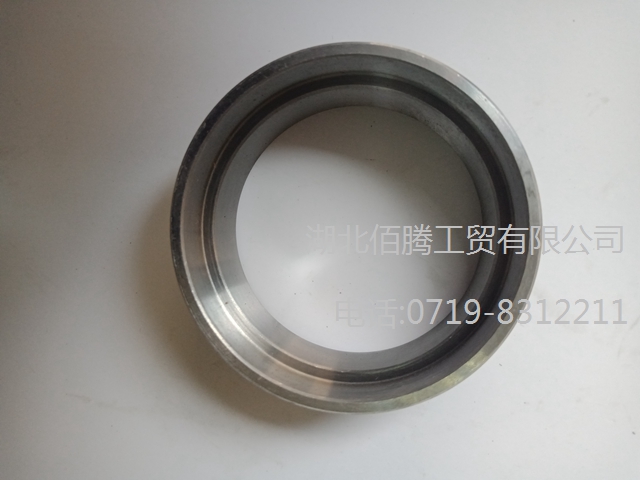 重康K19发动机配件 隔套3002211-1.jpg